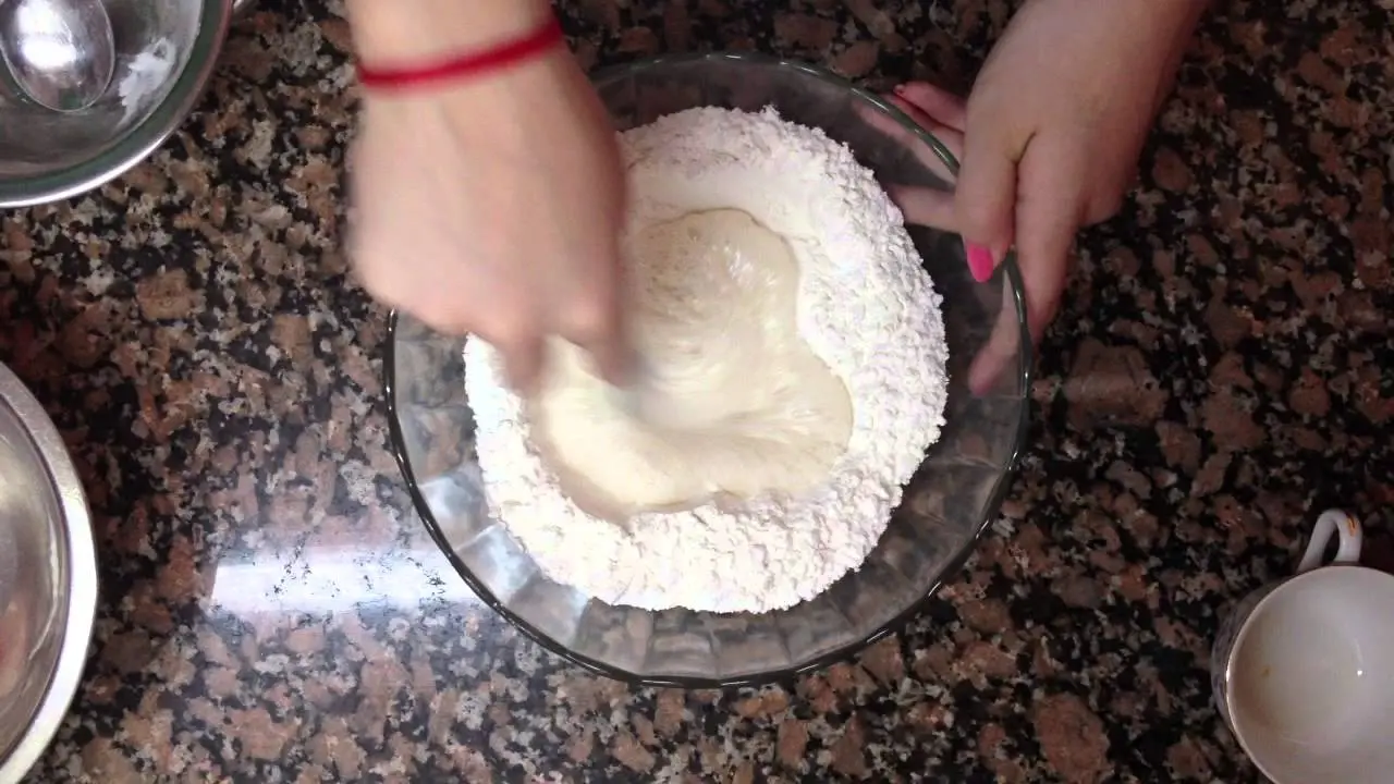 Cómo usar la levadura fresca para pizza - Cómo se disuelve la levadura fresca como usar la levadura fresca para pizza - Cómo se disuelve la levadura fresca