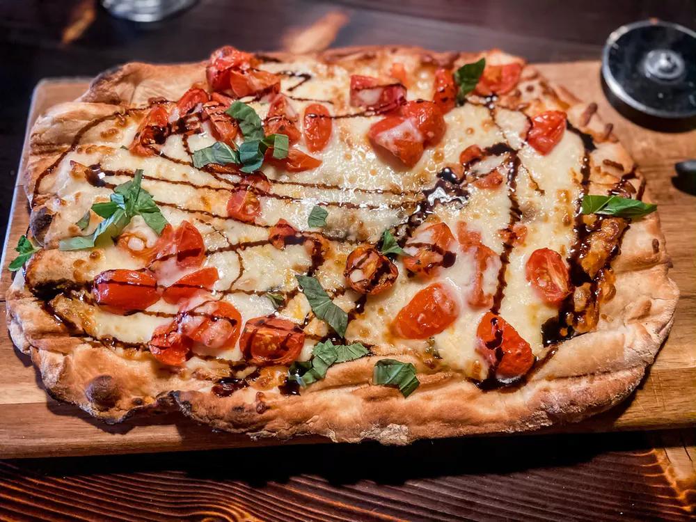 Pizza Ristorante Italiano: La auténtica delicia italiana - Cuánto mide una pizza Ristorante pizza ristorante italiano - Cuánto mide una pizza Ristorante