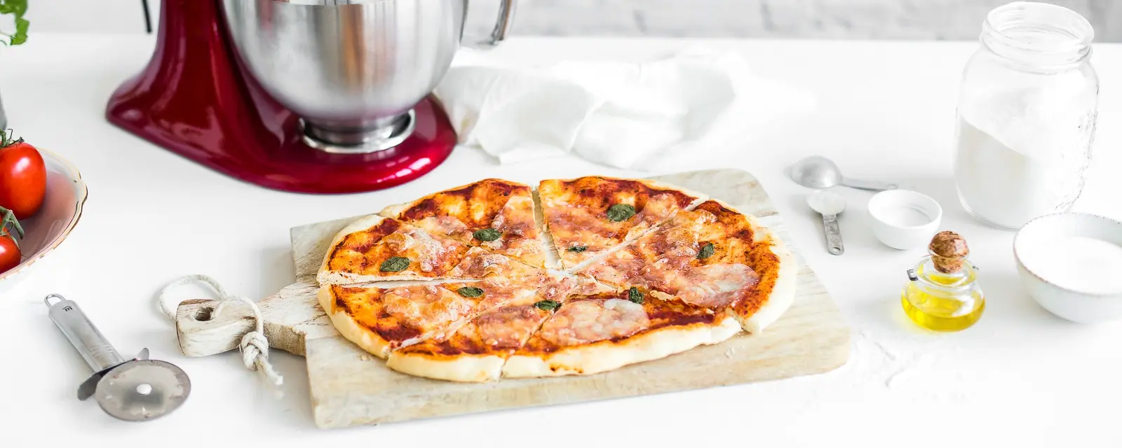 Cómo se amasa la pizza - Cuánto tiempo se debe amasar la masa de pizza en una batidora como se amasa la pizza - Cuánto tiempo se debe amasar la masa de pizza en una batidora