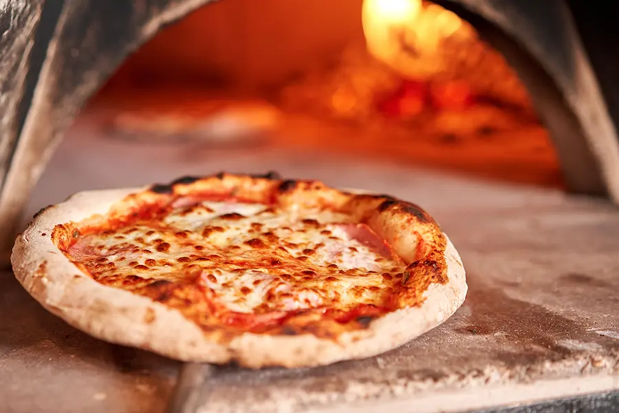 where in italy did pizza originate - What part of Italy did pizza originate